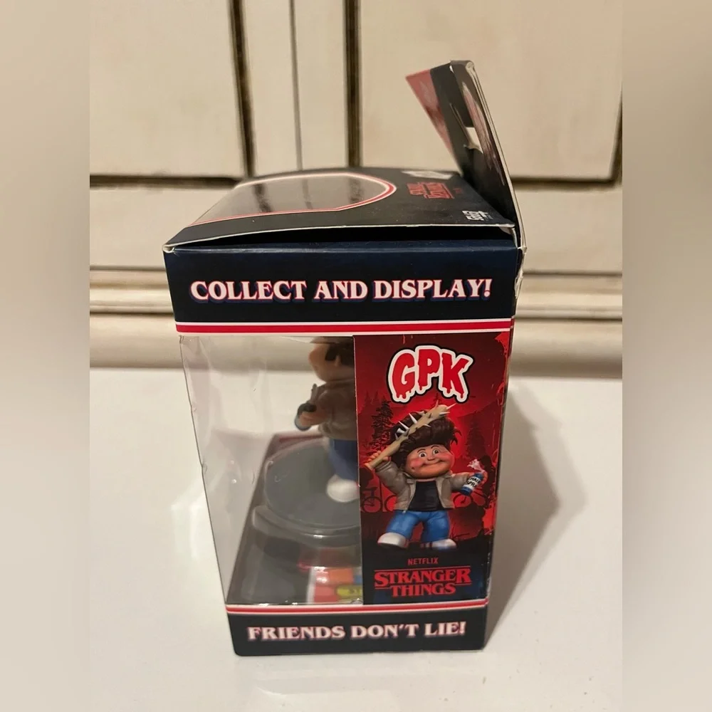 New Garbage Pail Kids & Stranger Things Mashup STYLIN' STEVE Figure 2022 Topps